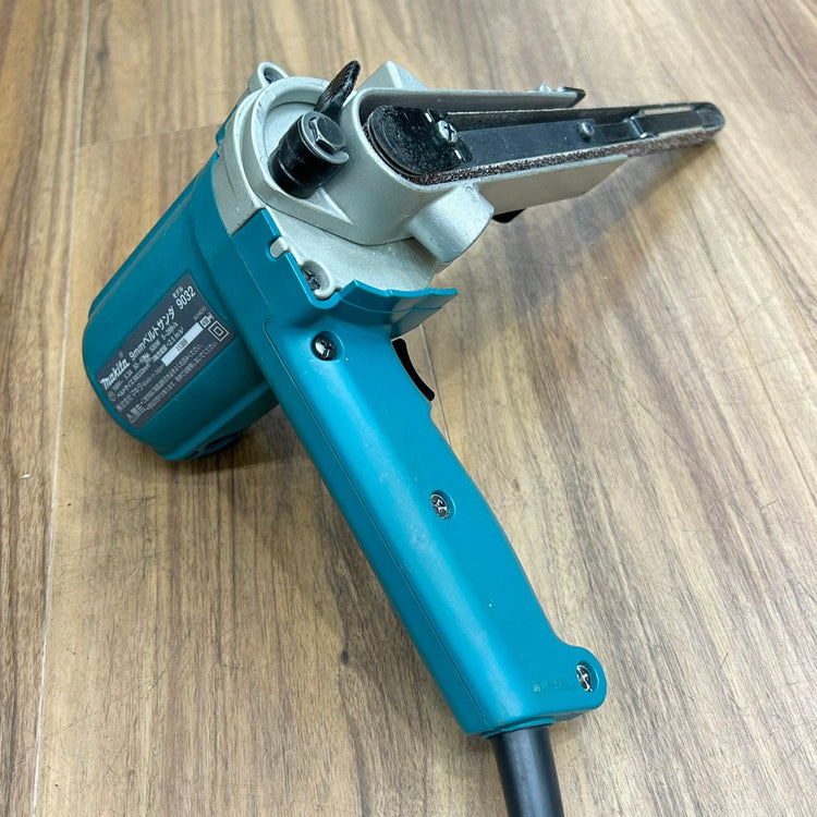 良品 マキタ (makita) 9mm ベルトサンダー 9032 【船橋馬込店】