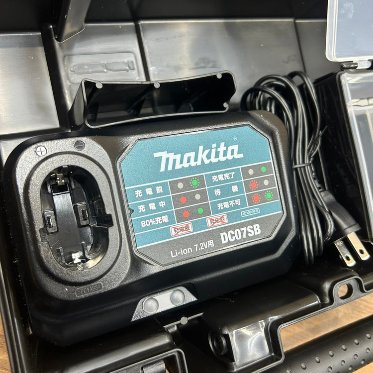 美品 限定色 マキタ makita 7.2V 充電式ペンインパクトドライバー TD023DHXAP オーセンティックパープル 【船橋馬込店】