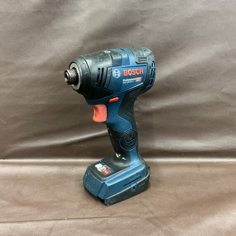 【ジャンク品・一応動きます】 ボッシュ BOSCH 18V インパクトドライバー GDR18V-200C 正逆切替不可 【越谷店】