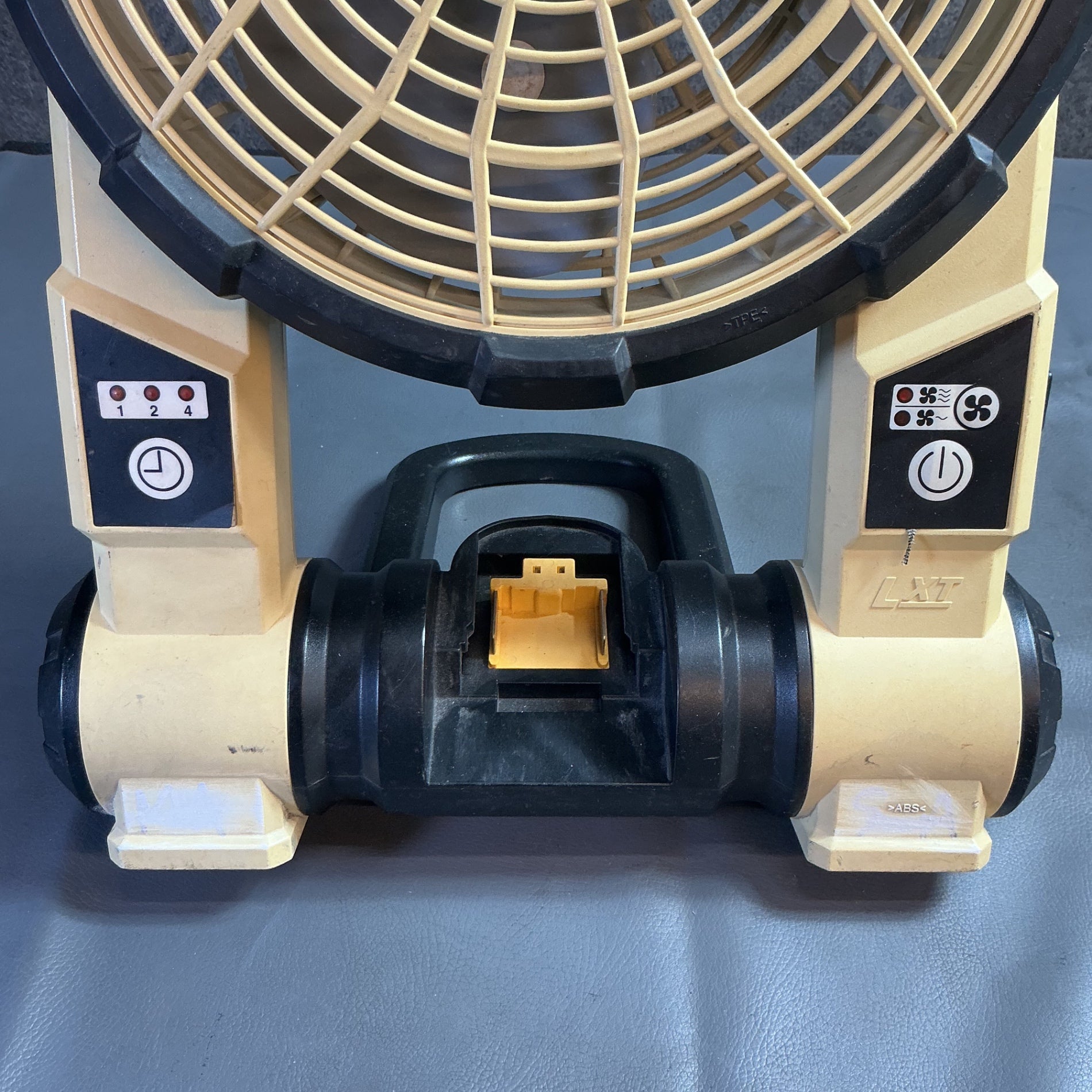 【中古】マキタ CF201DZ 充電式ファン 本体のみ  【越谷店】
