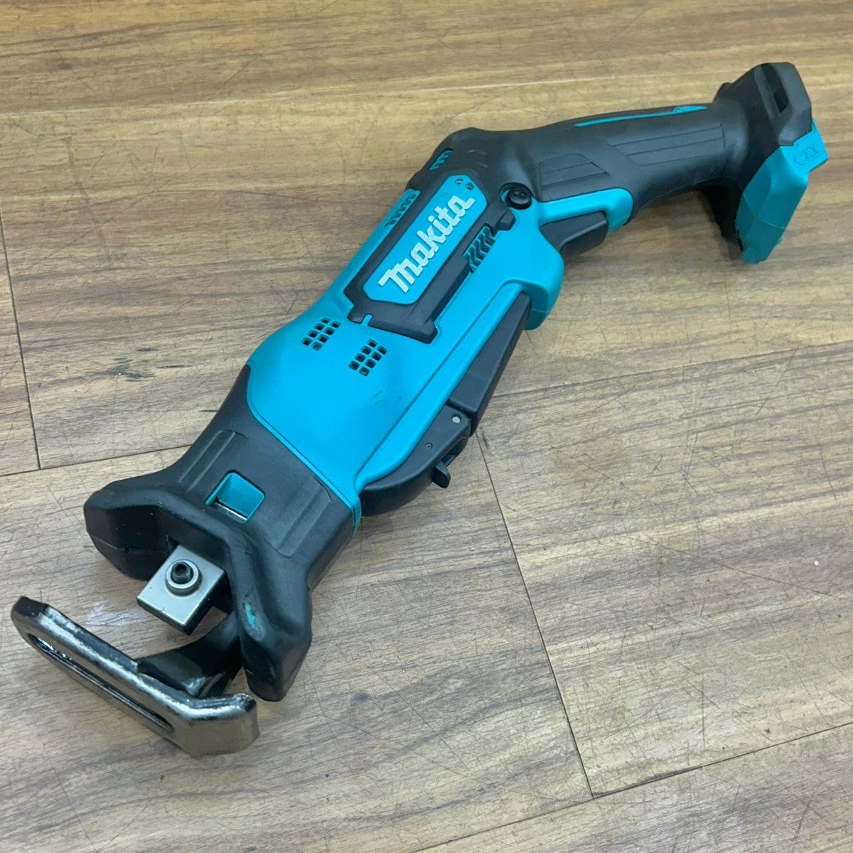 ◆マキタ(makita) コードレスレシプロソー JR104DSH 【船橋馬込店】