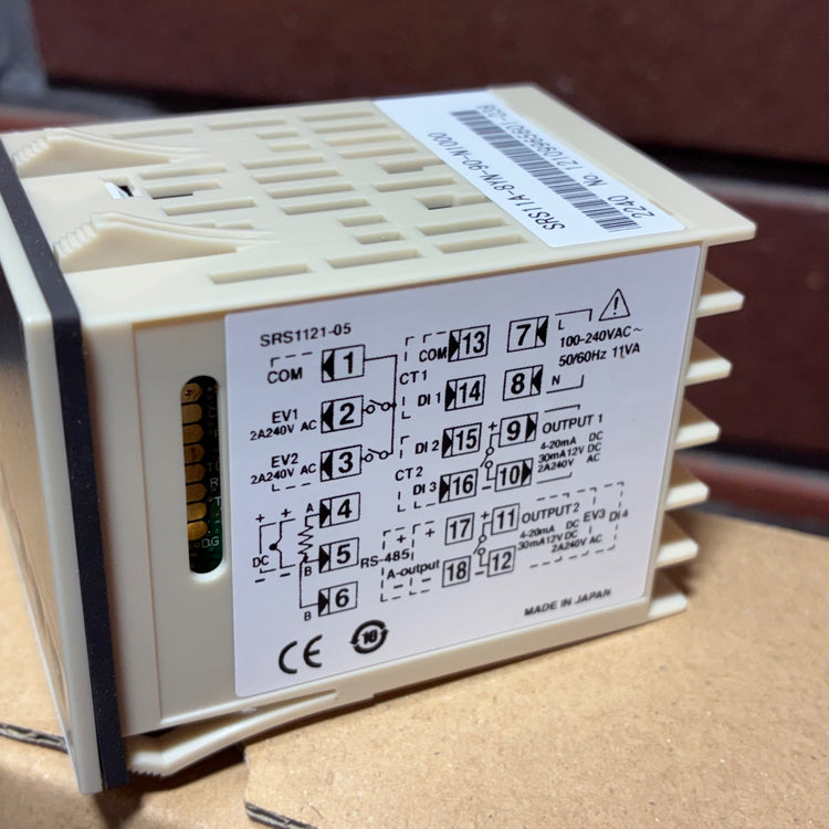【複数注文歓迎♪】ディジタル調節計 温調計 SRS11A-8YN-90-N1000 【市川行徳店】