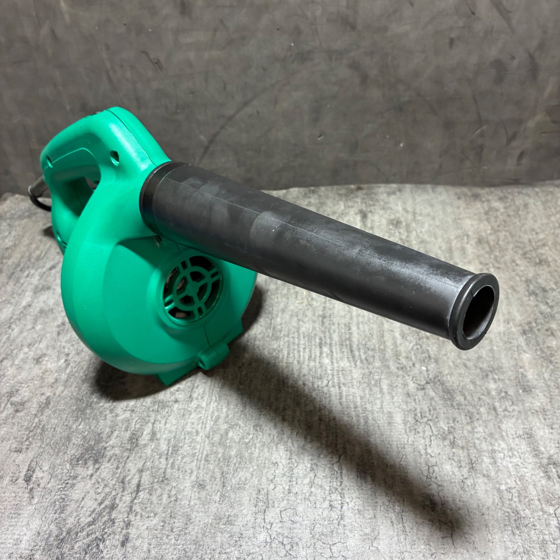 マキタ(makita) コード式ブロワ MUB100 【市川行徳店】