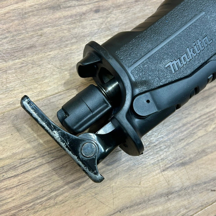 良品 マキタ (makita) コードレスレシプロソー JR360DZK 本体+ケース 18V＋18V 【船橋馬込店】