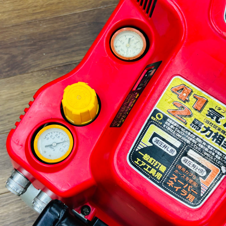 動作確認済み  常圧・高圧エアコンプレッサー AK-HL1210E 【リライズ蓮田店】