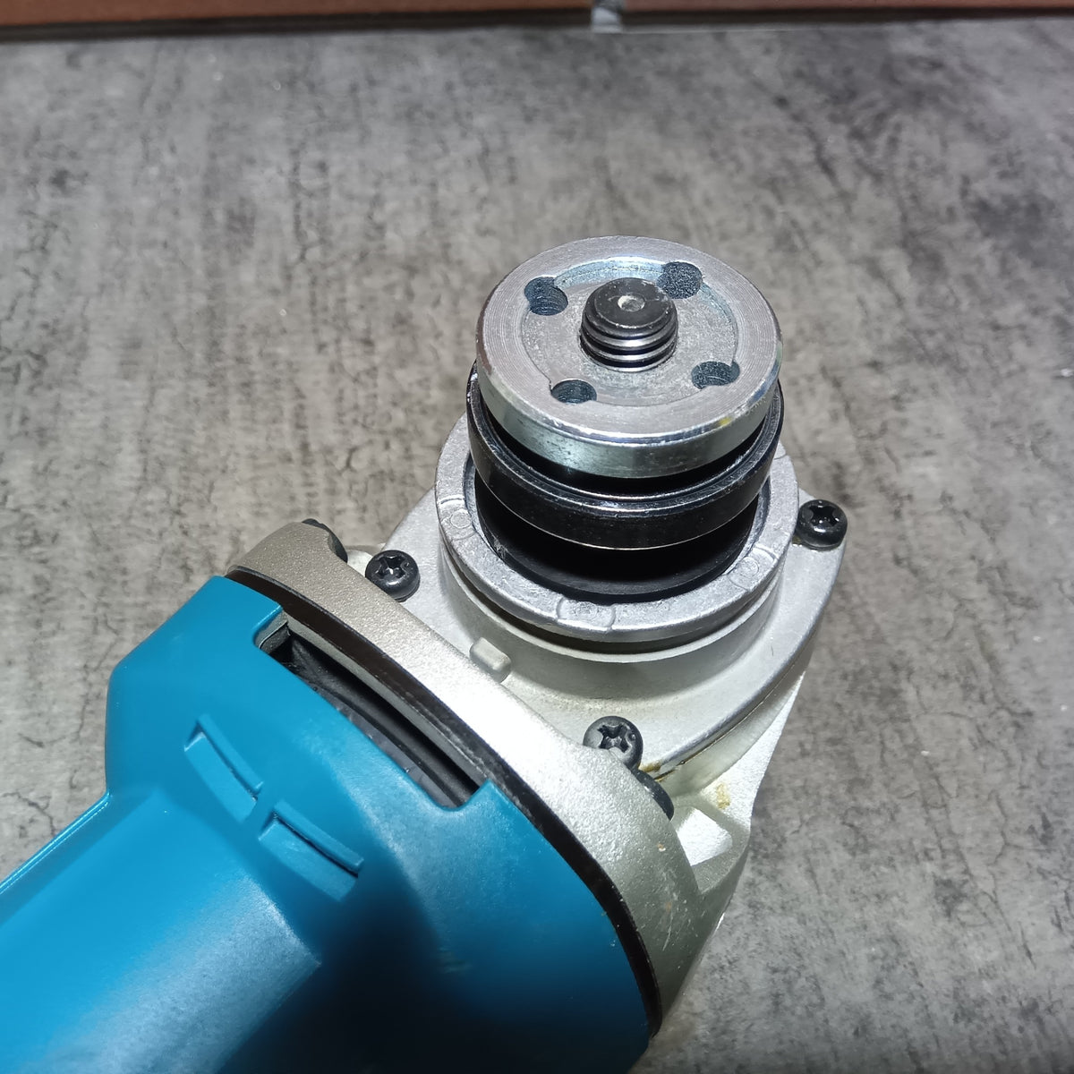 100mm ディスクグラインダー 9533BL 【市川行徳店】