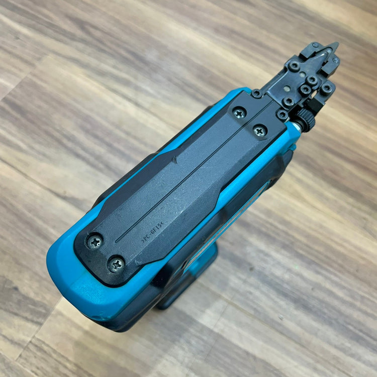 美品 マキタ (makita) 10.8V コードレスピンネイラ PT354DZ  【船橋馬込店】