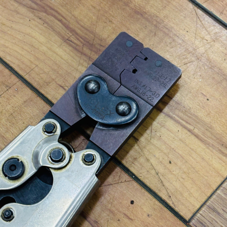 【ネコポス】モレックス(MOLEX) 圧着工具 JHTR2262A 【中古】 【蓮田店】