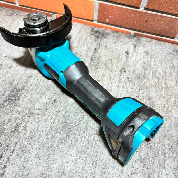 ◆マキタ(makita) 125mm充電式ディスクグラインダ GA504DZN 【市川行徳店】