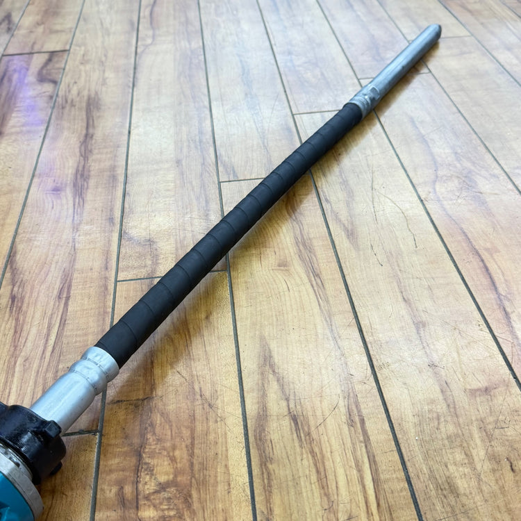 程度良好 18V 730mm コードレスコンクリートバイブレータ VR350DZ 【リライズ蓮田店】