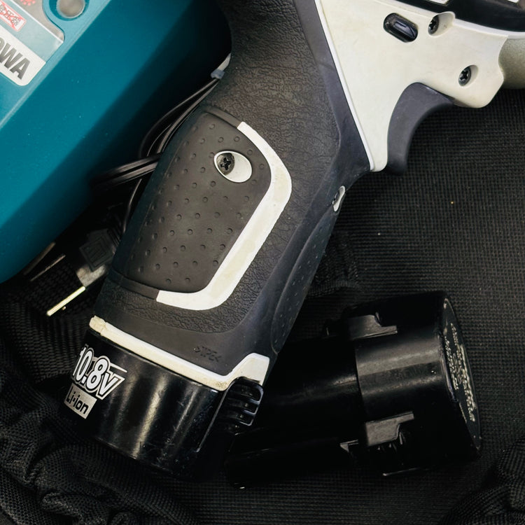 10.8V 充電式インパクトドライバー TD090DWXW バッテリ3個付属【リライズ蓮田店】