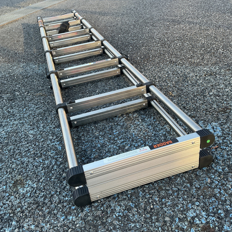 【中古・比較的綺麗です！】 メーカー不明 LADDER ステップ7段 伸縮脚立 高さ：約0.78~2.6m 【越谷店】