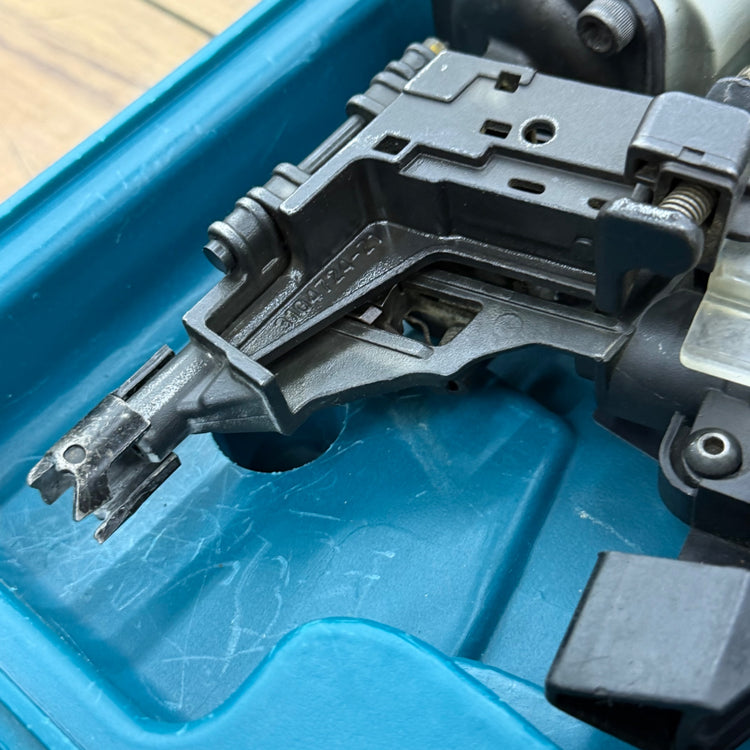動作確認済み 65mm 常圧エア釘打ち機 AN611 【リライズ蓮田店】