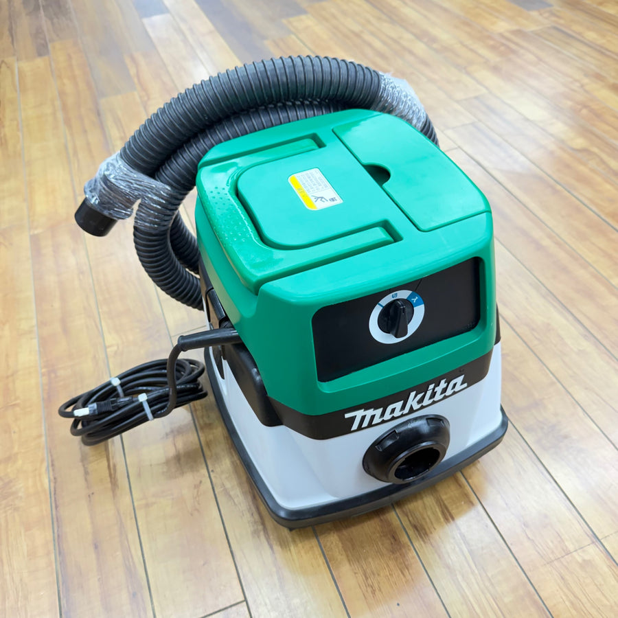 極美品 マキタ(makita) 乾湿両用 集じん機 M442 【リライズ蓮田店】
