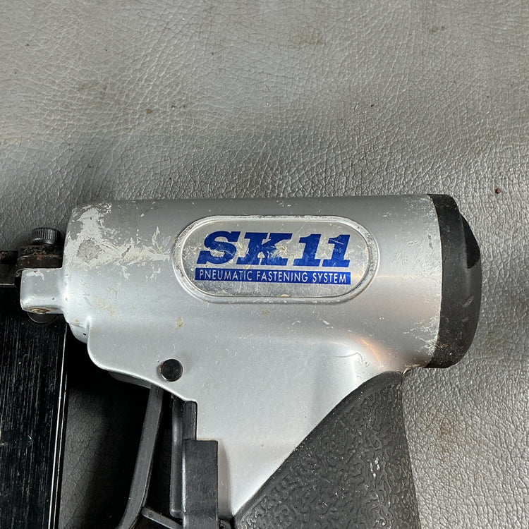 【中古】SK-11 常圧ピン釘打ち機　SAN-25P  【越谷店】