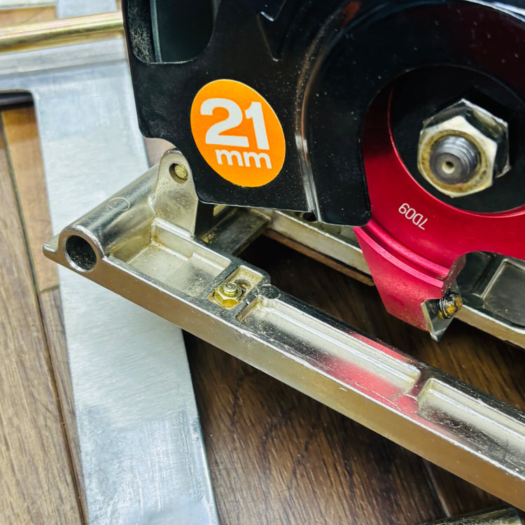 動作確認済み 21mm 小穴カッタ PG21BA 付属品あり【中古】 【蓮田店】