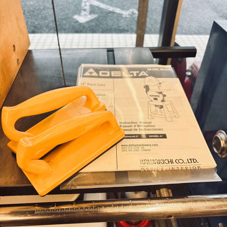 ※店頭引取限定　DELTA　100Vバンドソー　28-206JPN 【越谷店】