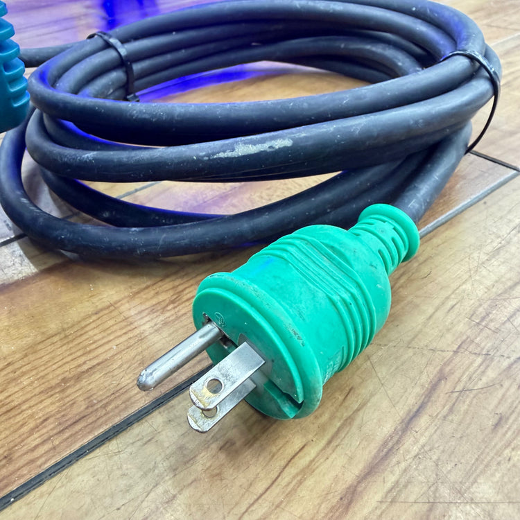 集じん動作良好 小型集じん機 450(P) 3ピンプラグ【リライズ蓮田店】
