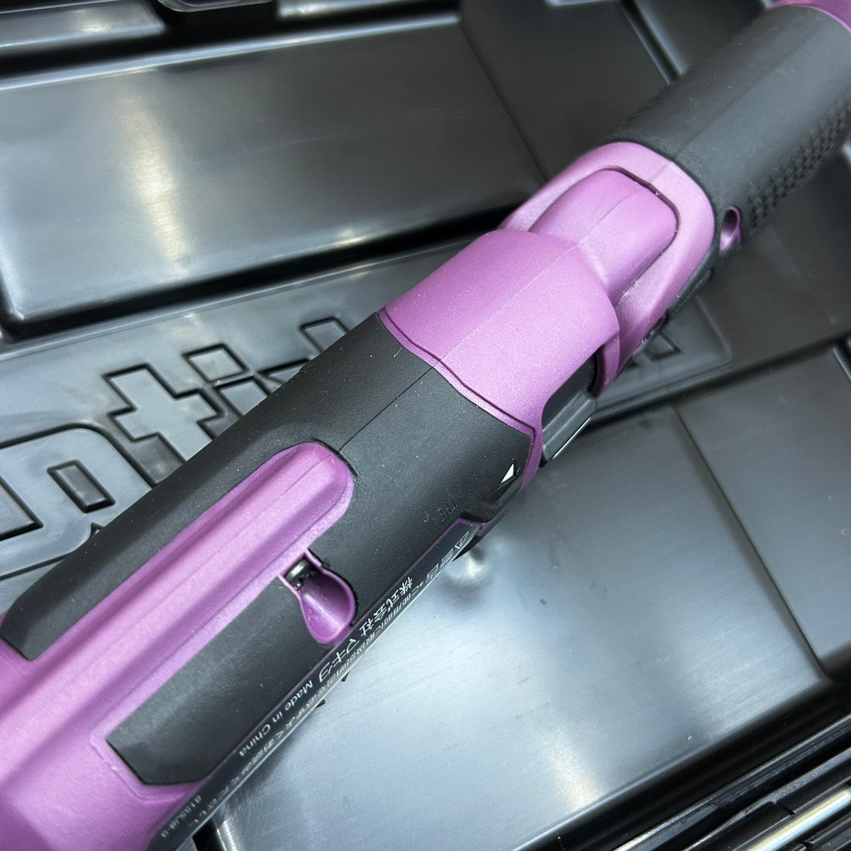 美品 限定色 マキタ makita 7.2V 充電式ペンインパクトドライバー TD023DHXAP オーセンティックパープル 【船橋馬込店】