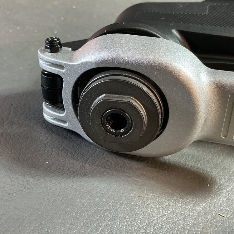 【未使用】ブラックアンドデッカー(BLACK+DECKER) 18Vマルチツール オシレーティングヘッド EOH183  【越谷店】