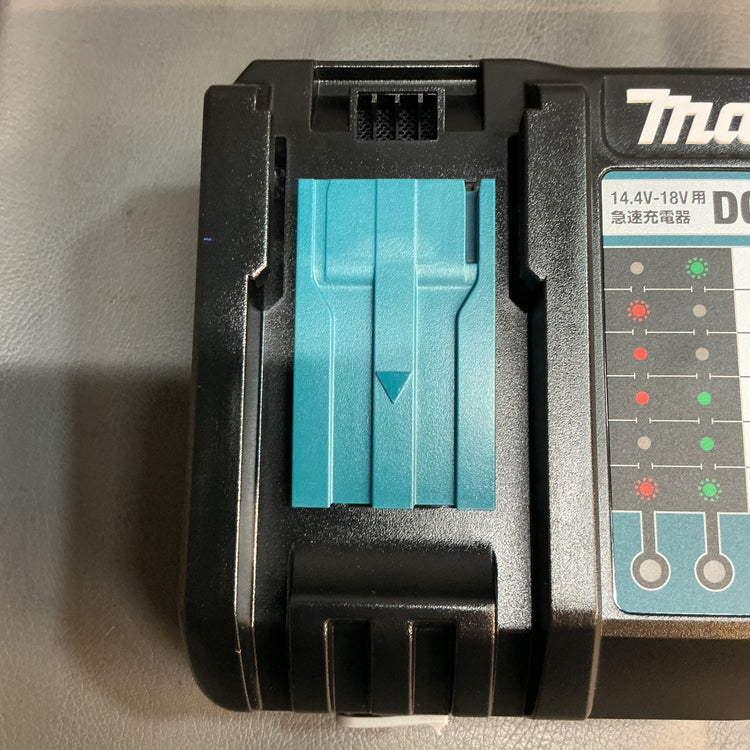 【未使用】マキタ(makita) 急速充電器 DC18RF  【越谷店】