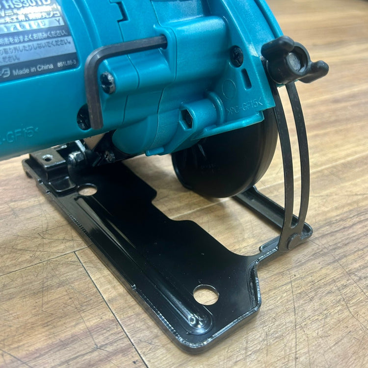 良品 マキタ (makita) 10.8V コードレス丸のこ HS301DZ 本体のみ 【船橋馬込店】