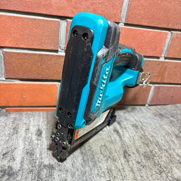 ◆マキタ(makita) コードレスピンネイラ PT354DZK 【市川行徳店】