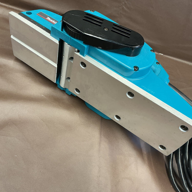 【美品中古・刃綺麗め！】 マキタ(makita) 電動カンナ  1911BSP 【越谷店】