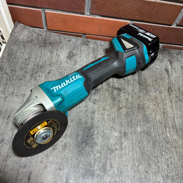18V 100mm 充電式ディスクグラインダ GA404DZN バッテリ付き 【市川行徳店】