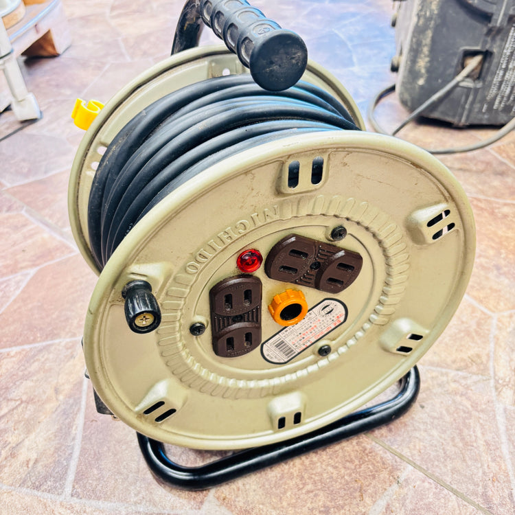 日動工業(NICHIDO) 30m コードリール NP-304D 【越谷店】