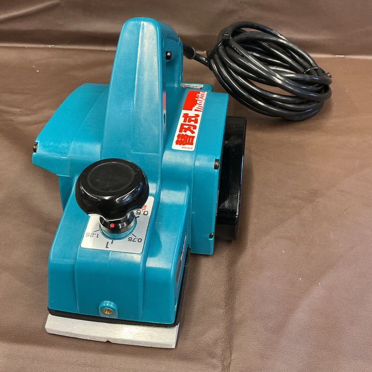 【美品中古・刃綺麗め！】 マキタ(makita) 電動カンナ  1911BSP 【越谷店】