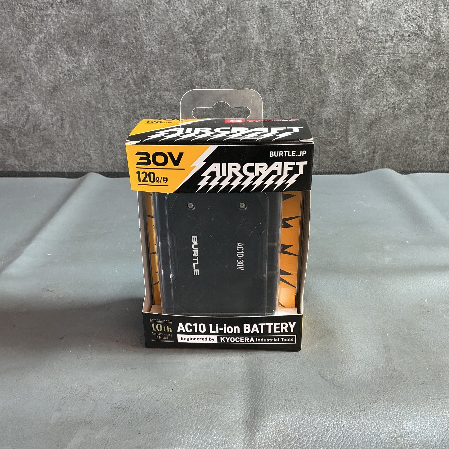 【未使用】バートル　30Vリチウムイオンバッテリー　AC10  【越谷店】