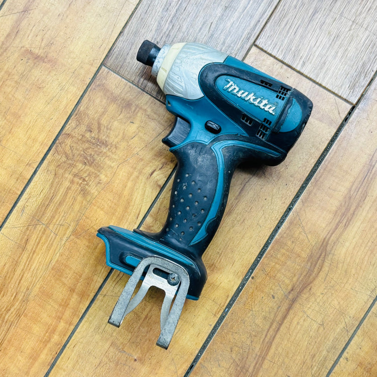 14.4V  充電式インパクトドライバ TD131D 本体のみ 【中古】 【蓮田店】
