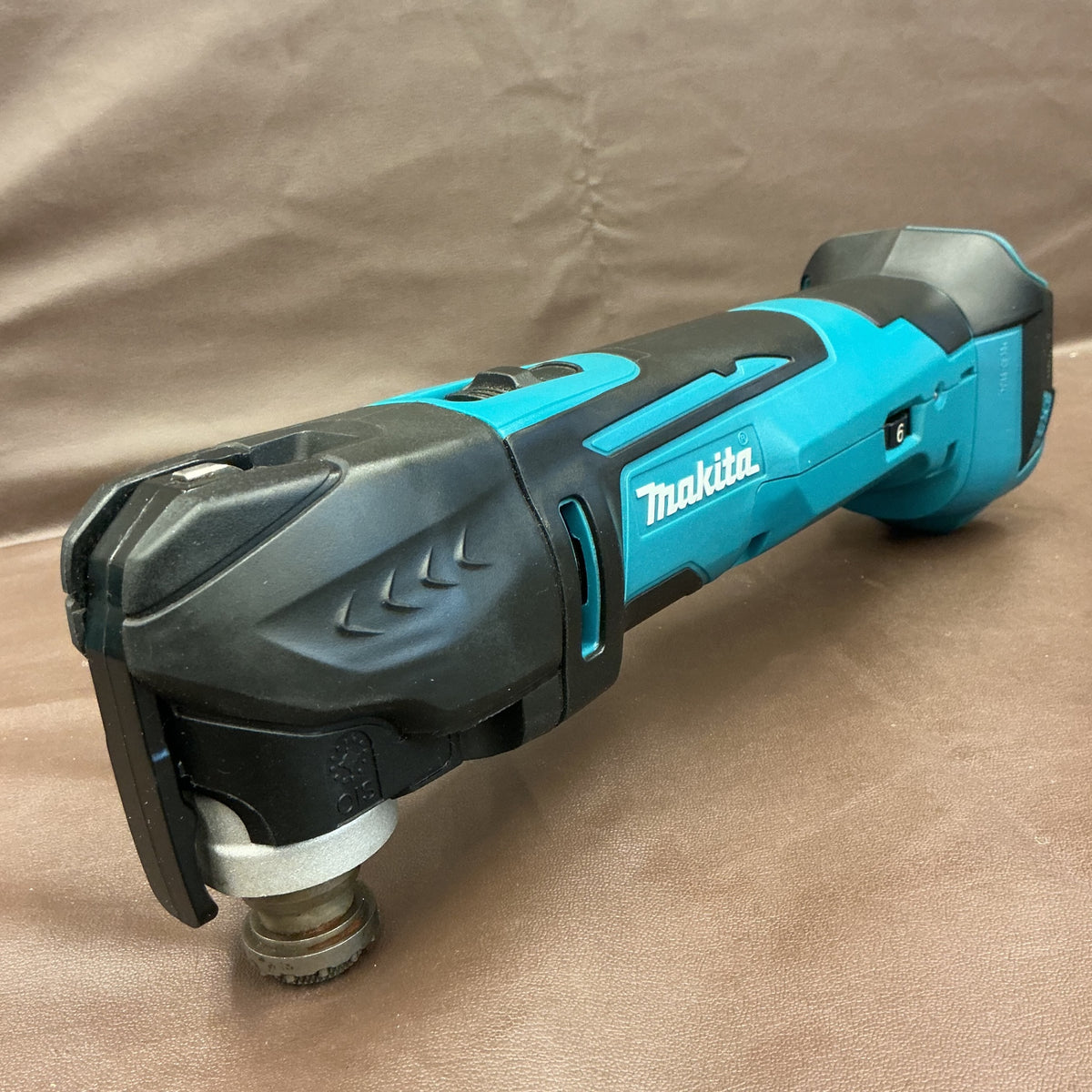 【中古・動作良好！】 マキタ 14.4V コードレスマルチツール TM41DZ 本体のみ アクセサリおまけ STARLOCK 【越谷店】