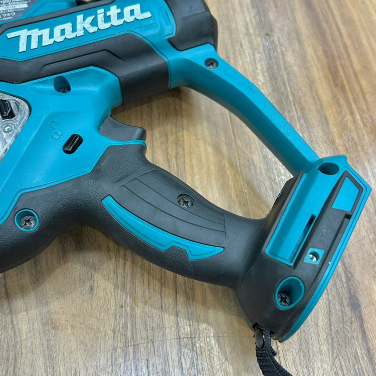 未使用 ブレード付き マキタ(makita) 18V 充電式ボードカッター SD180DRG A-60034 【船橋馬込店】
