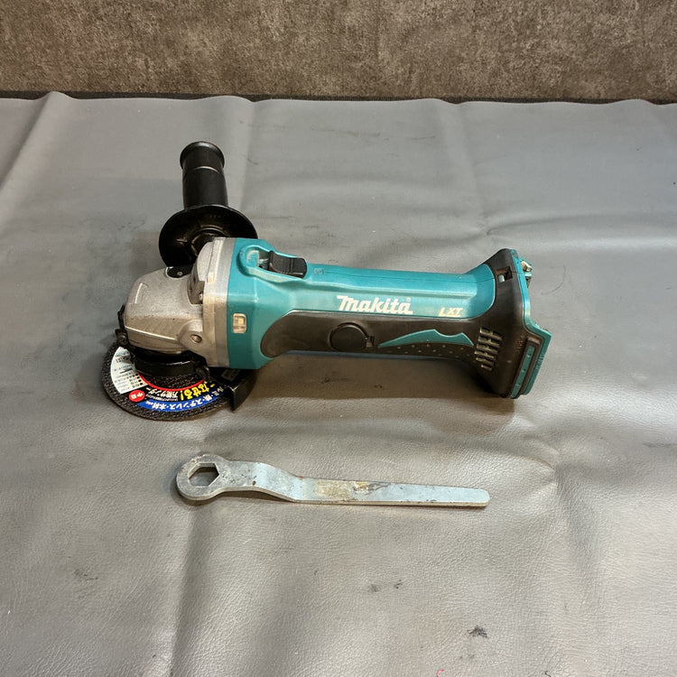 【中古】マキタ(makita) 18V充電式ディスクグラインダ  GA402DZ  【越谷店】