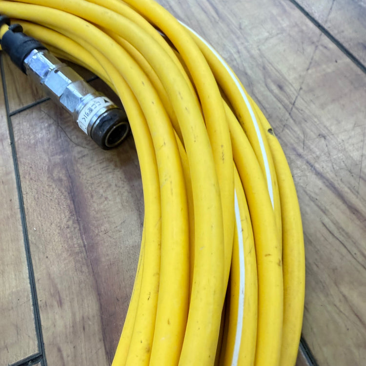 説明必読 高圧エアホース 20m 内径6.0m 型番不明 【リライズ蓮田店】