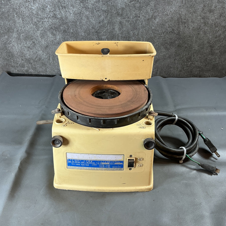 【中古】マキタ(makita) 刃物研磨機 9820-1  【越谷店】