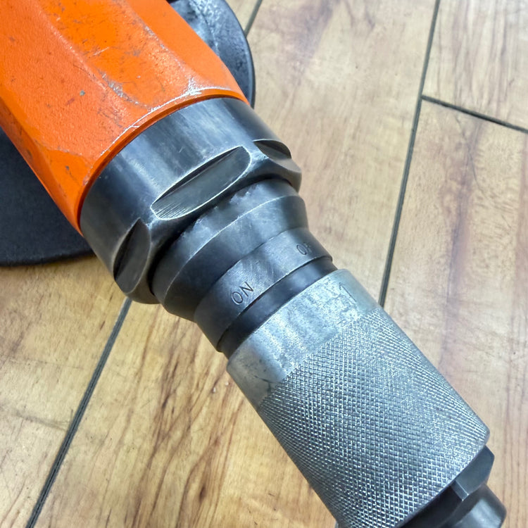 180mm アングルグラインダー  FA-7E-2V 【蓮田店】