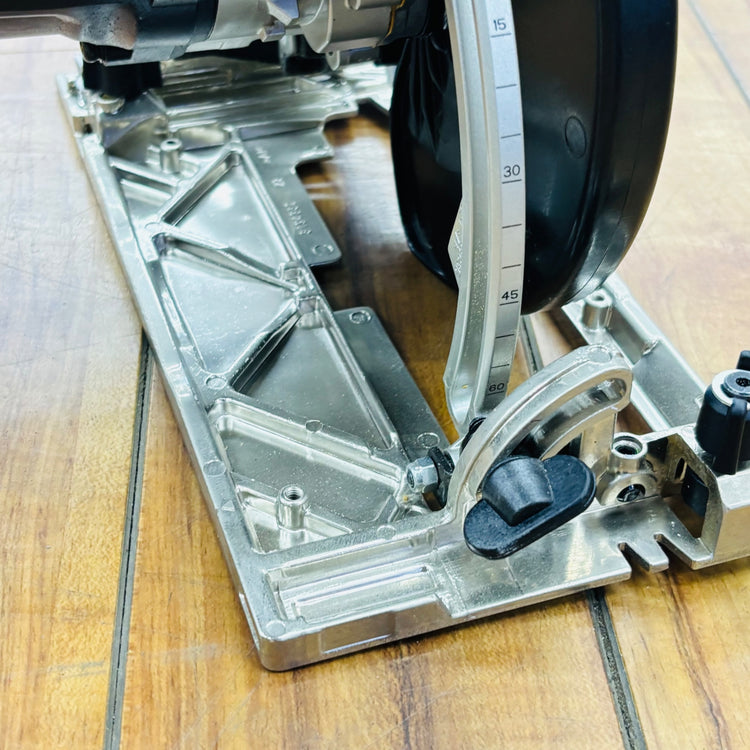 美品 ) 165mm 充電式丸ノコ HS631DZB 本体のみ 【リライズ蓮田店】