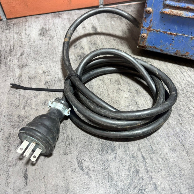 ◆日動工業(NICHIDO) 変圧器 200V NTB-300D-CC 【市川行徳店】