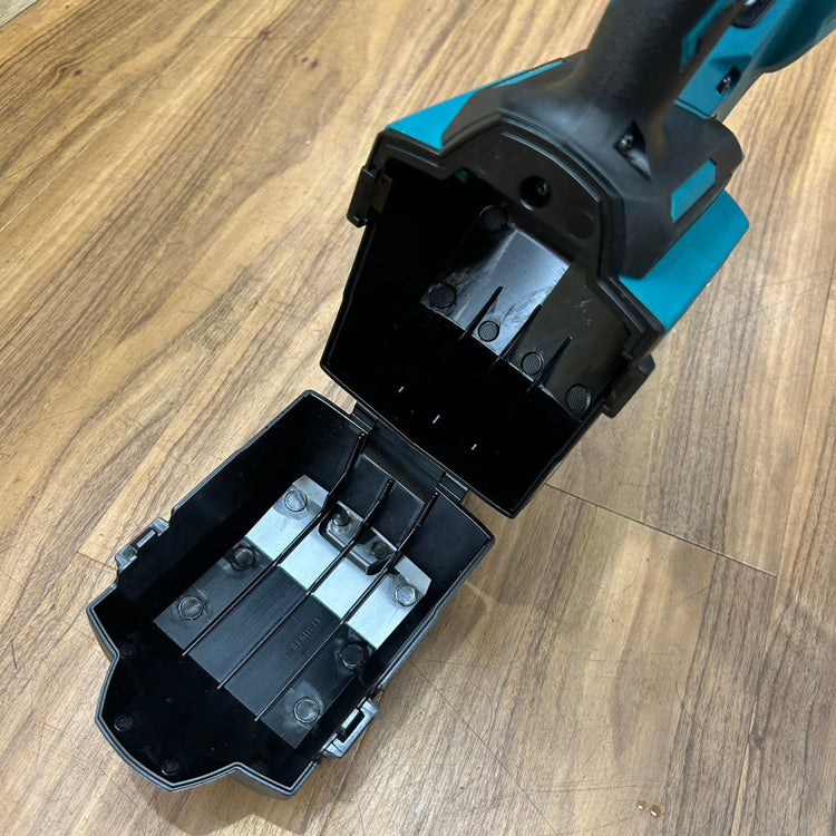 ◆マキタ(makita) コードレスコンクリートバイブレータ VR001GZAS 【船橋馬込店】