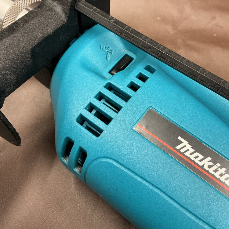 【美品中古】 マキタ(makita) 15mm 震動ドリル HP1501 【越谷店】