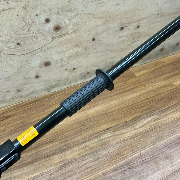美品 マキタ (makita) 電動ケレン ロングハンドルタイプ HK1800L 【船橋馬込店】