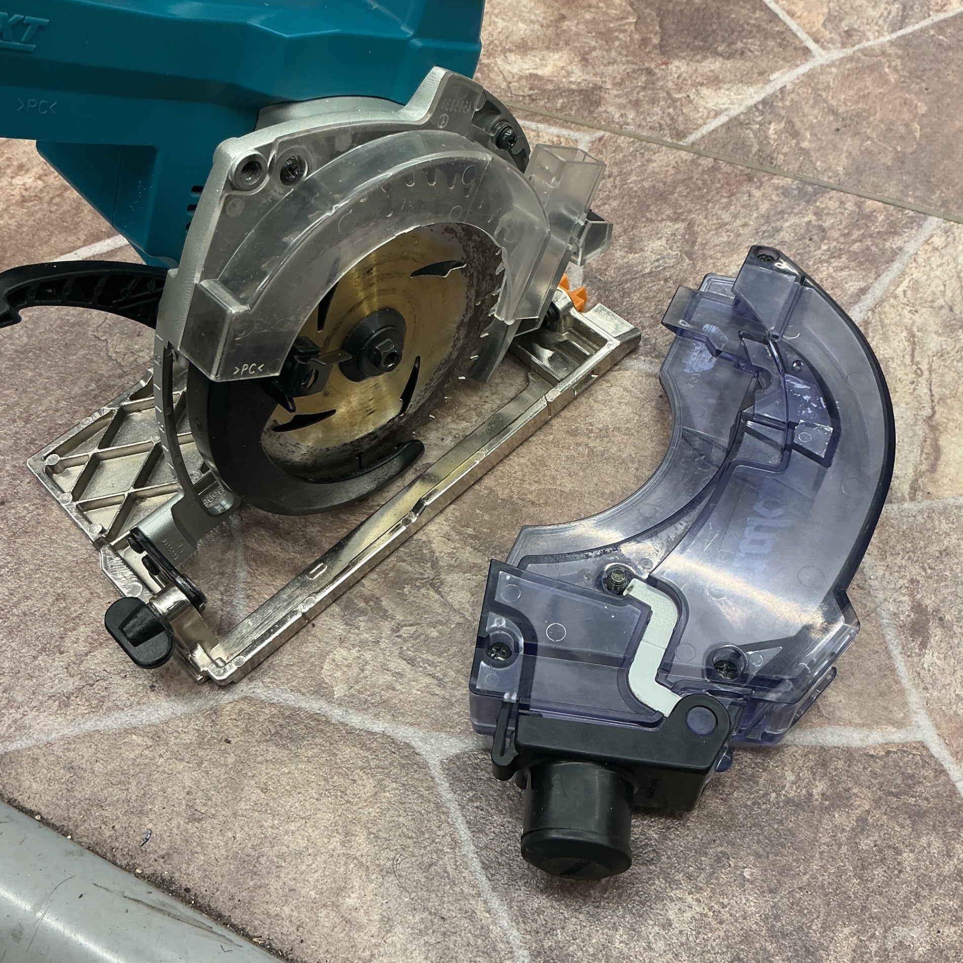【中古】 マキタ makita 18V コードレス防じん丸のこ KS513DZ 125mmモデル ボードの切断にオススメ！ 【越谷店】