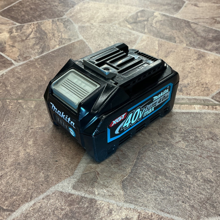 【中古・動作OK！】 マキタ makita 40Vmax リチウムイオンバッテリ BL4040 チェッカーにて詳細確認済み 【越谷店】