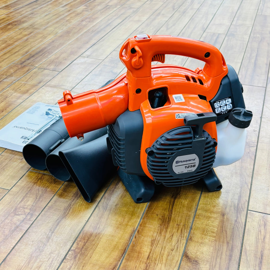 ほぼ使用感なし 動作良好  エンジンブロワー 125B 【リライズ蓮田店】