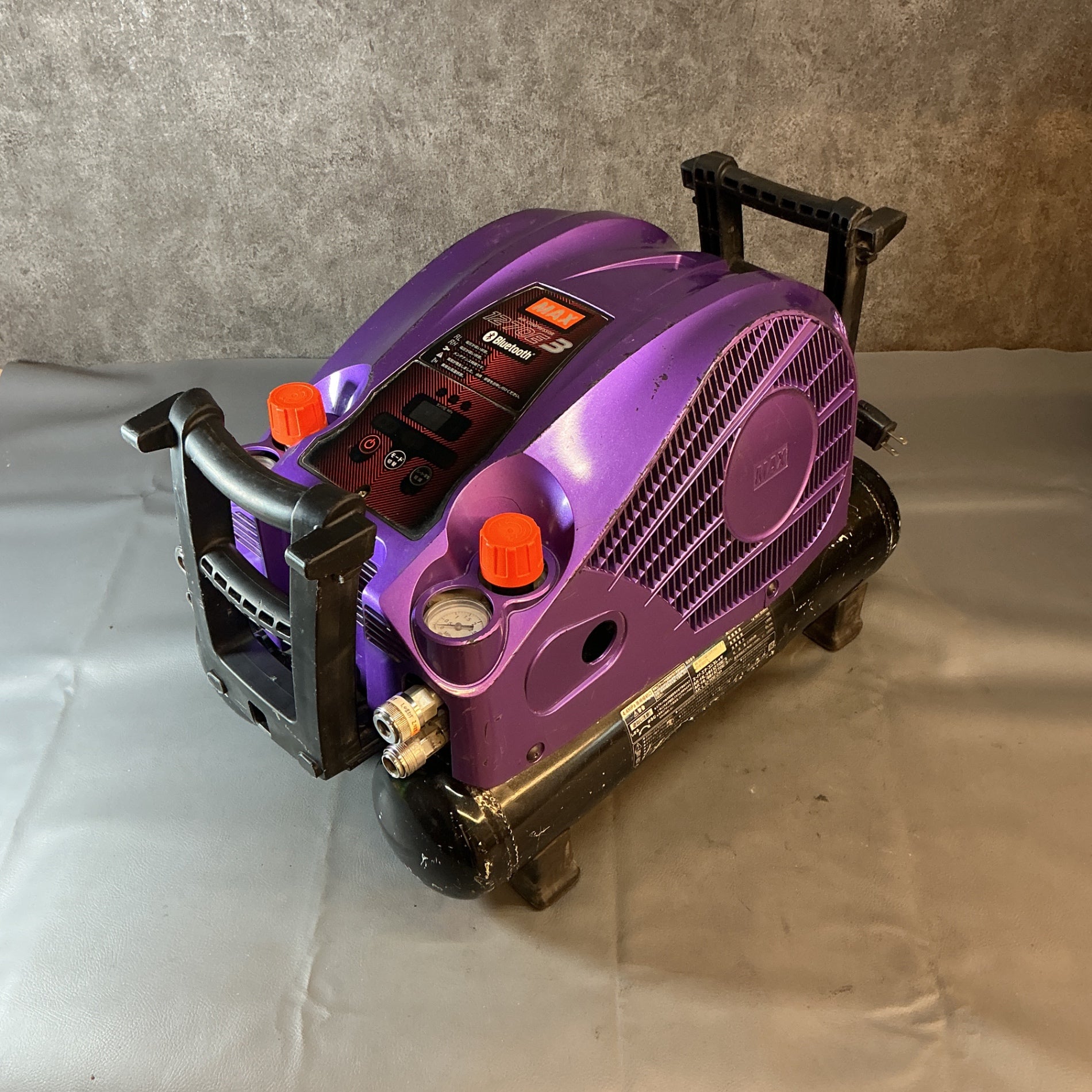 【中古】マックス(MAX) エアコンプレッサー AK-HH1270E3_メタリックパープル 【越谷店】