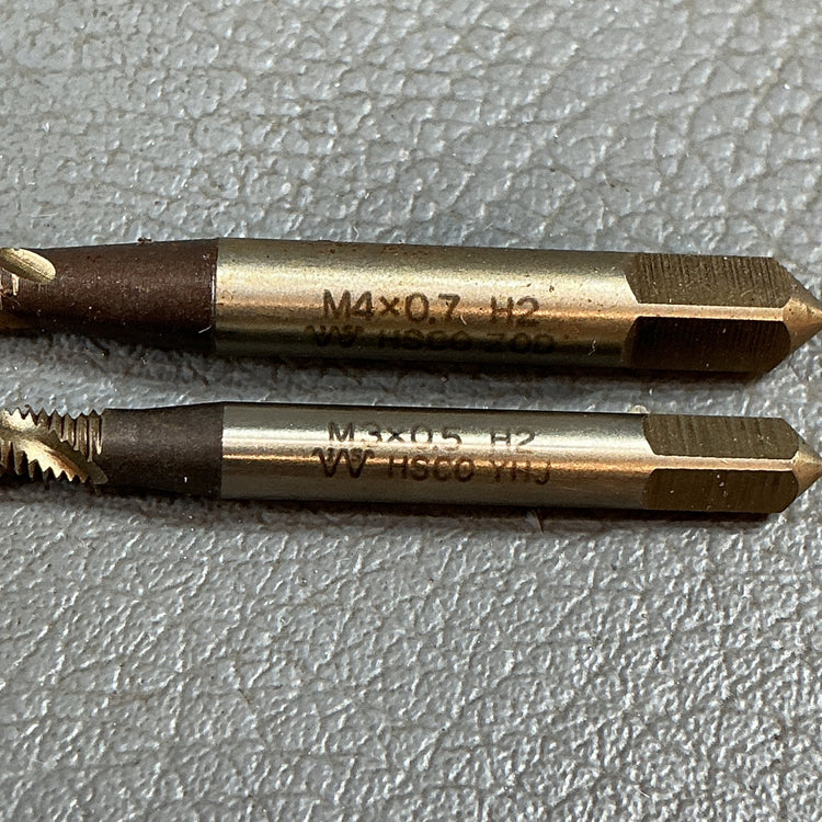 【未使用】イシハシ精工　止り穴用コバルトスパイラルタップ　M4とM3の2箱セット！  【越谷店】