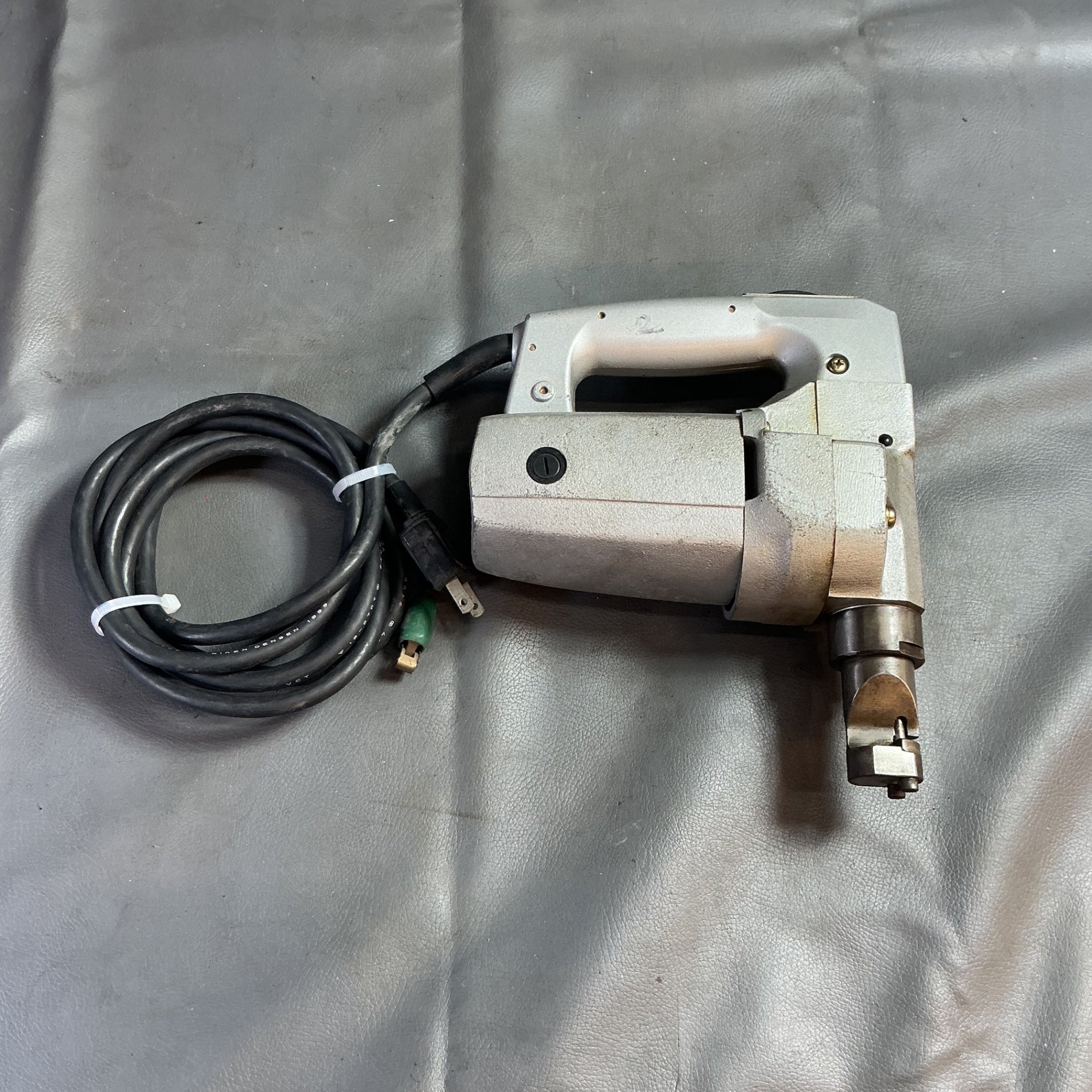 【中古】HITACHI 日立工機 ニブラ CN23  【越谷店】